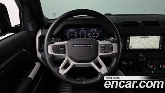 Land Rover Defender 110 D240 SE