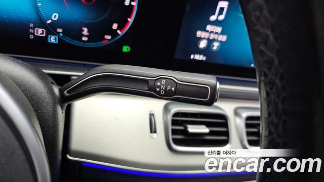 Mercedes-Benz GLE-Class GLE300d 4MATIC