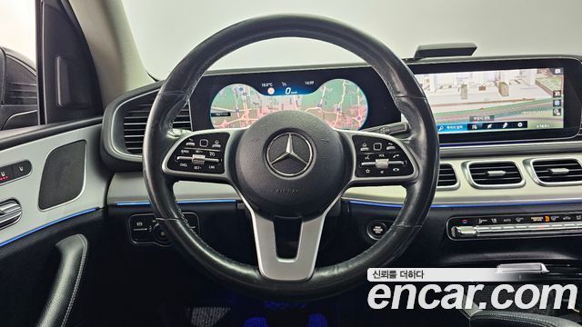 Mercedes-Benz GLE-Class GLE300d 4MATIC