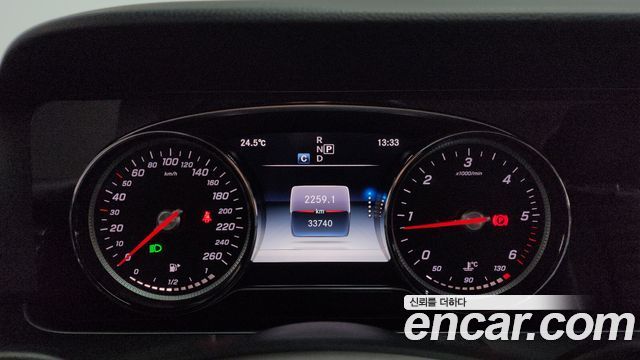 Mercedes-Benz E-Class E220d 4MATIC Avantgarde