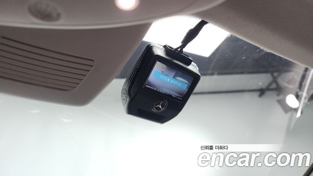 Mercedes-Benz E-Class E220d 4MATIC Avantgarde