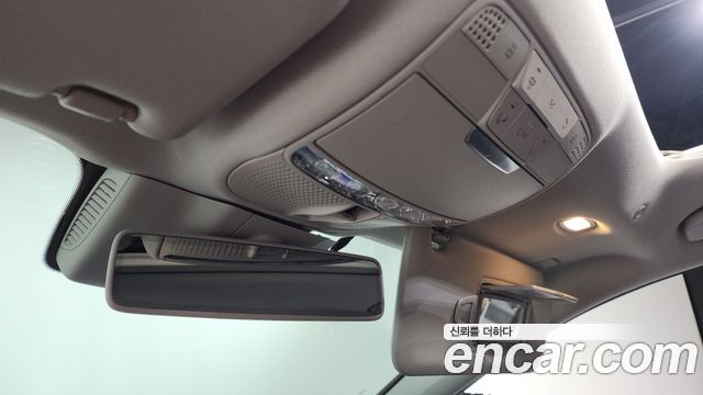 Mercedes-Benz E-Class E220d 4MATIC Avantgarde