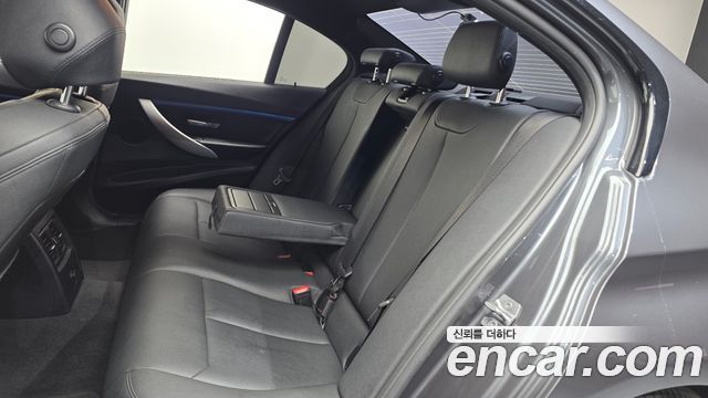 BMW 3-Series 320i M Sport