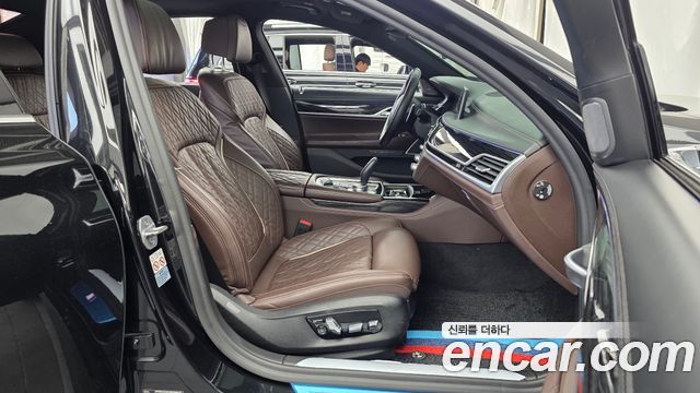 BMW 7-Series 740d xDrive M Sport