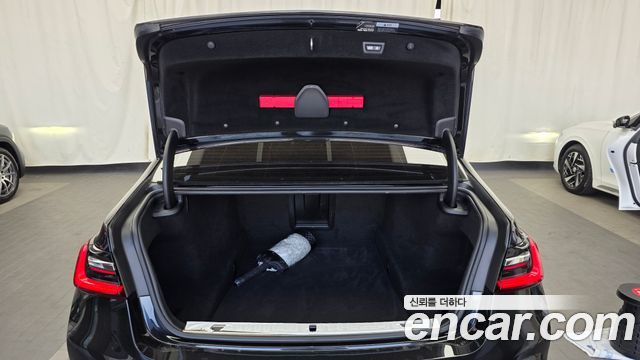 BMW 7-Series 740d xDrive M Sport