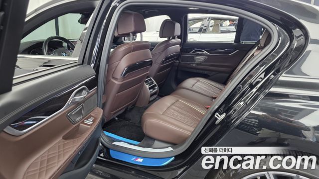 BMW 7-Series 740d xDrive M Sport
