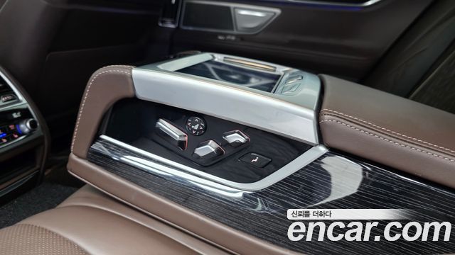 BMW 7-Series 740d xDrive M Sport