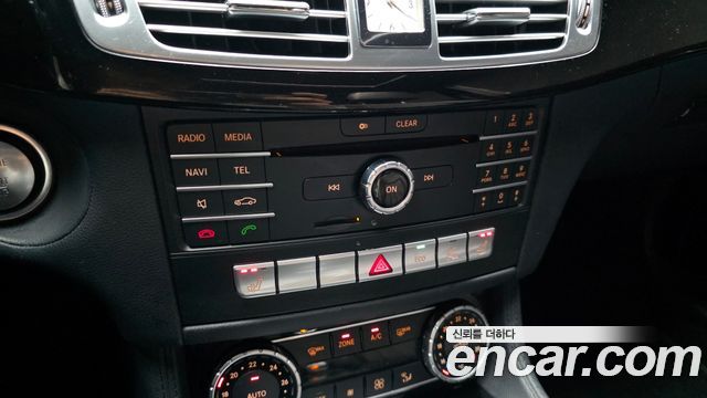 Mercedes-Benz CLS-Class CLS250 d 4MATIC AMG Line
