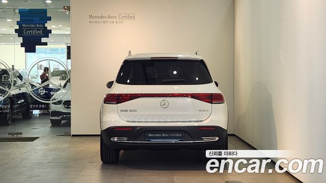 Mercedes-Benz EQB EQB300 4MATIC Progressive