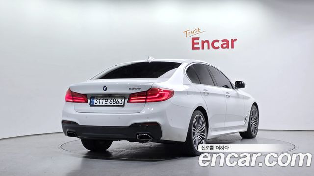 BMW 5-Series 530e M Sport