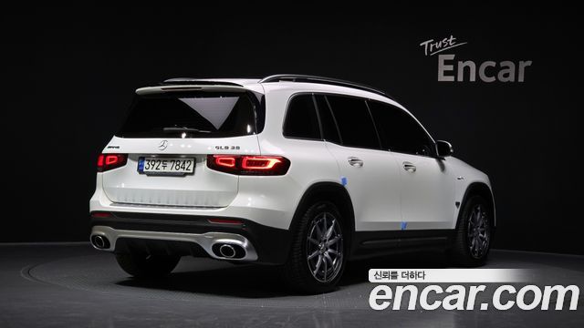 Mercedes-Benz GLB-Class AMG GLB35 4MATIC
