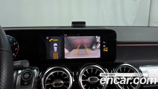 Mercedes-Benz GLB-Class AMG GLB35 4MATIC