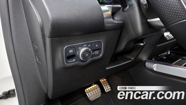 Mercedes-Benz GLB-Class AMG GLB35 4MATIC