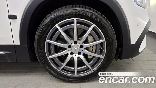 Mercedes-Benz GLB-Class AMG GLB35 4MATIC