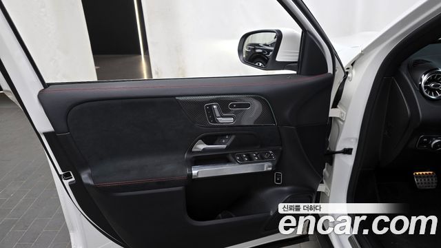 Mercedes-Benz GLB-Class AMG GLB35 4MATIC
