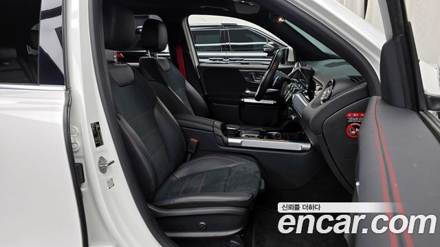 Mercedes-Benz GLB-Class AMG GLB35 4MATIC