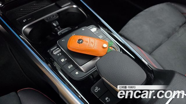 Mercedes-Benz GLB-Class AMG GLB35 4MATIC