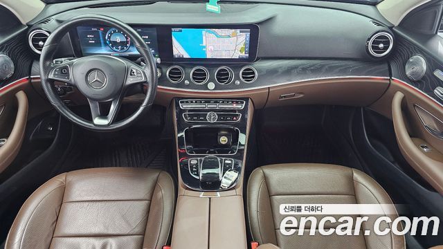Mercedes-Benz E-Class E300 Avantgarde