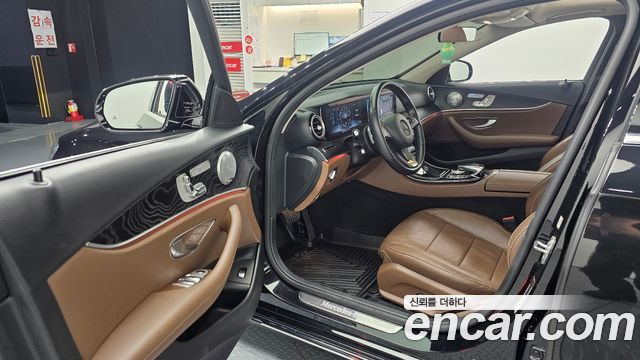 Mercedes-Benz E-Class E300 Avantgarde