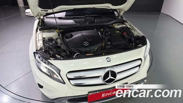 Mercedes-Benz GLA-Class GLA200 d