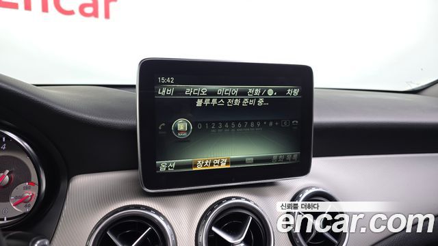 Mercedes-Benz GLA-Class GLA200 d
