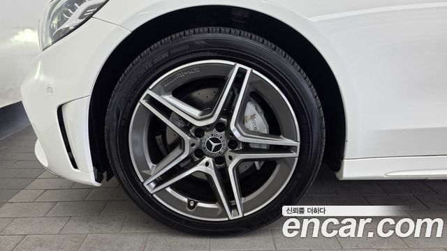 Mercedes-Benz C-Class C220 d 4MATIC AMG Line