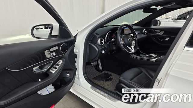 Mercedes-Benz C-Class C220 d 4MATIC AMG Line