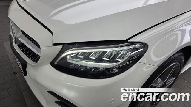 Mercedes-Benz C-Class C220 d 4MATIC AMG Line
