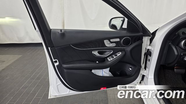 Mercedes-Benz C-Class C220 d 4MATIC AMG Line
