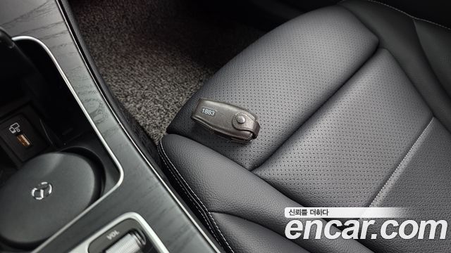 Mercedes-Benz C-Class C220 d 4MATIC AMG Line