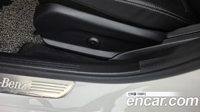 Mercedes-Benz C-Class C220 d 4MATIC AMG Line