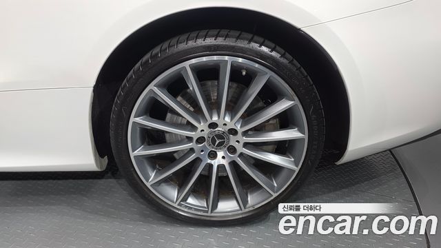 Mercedes-Benz E-Class E450 4MATIC Cabriolet