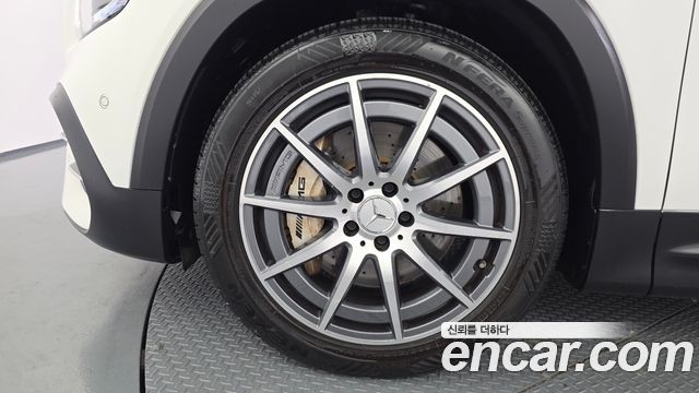 Mercedes-Benz GLB-Class AMG GLB35 4MATIC