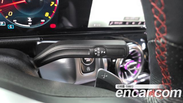 Mercedes-Benz GLB-Class AMG GLB35 4MATIC