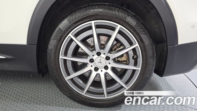 Mercedes-Benz GLB-Class AMG GLB35 4MATIC