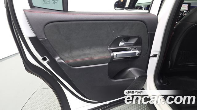 Mercedes-Benz GLB-Class AMG GLB35 4MATIC