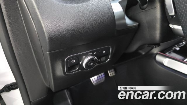 Mercedes-Benz GLB-Class AMG GLB35 4MATIC