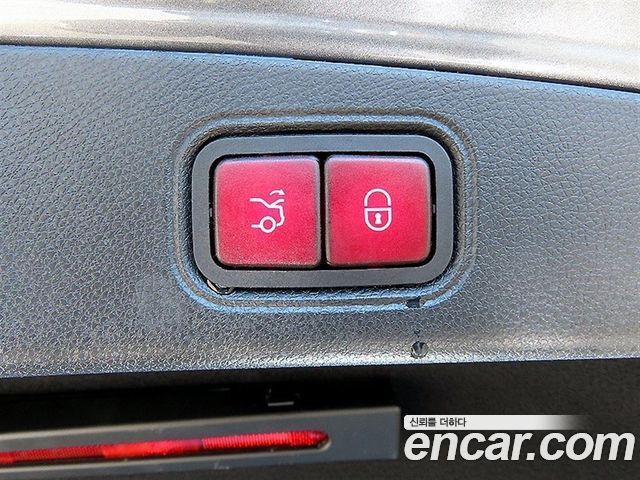 Mercedes-Benz E-Class E220d Coupe