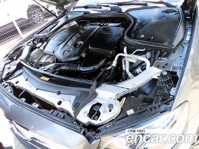 Mercedes-Benz E-Class E220d Coupe