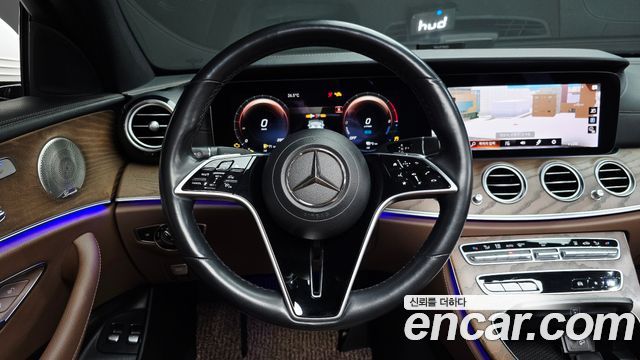 Mercedes-Benz E-Class E300e 4MATIC Exclusive