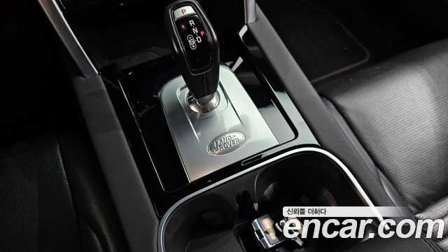 Land Rover Discovery Sport P250 SE