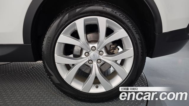 Land Rover Discovery Sport P250 SE