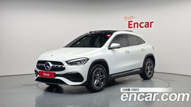 Mercedes-Benz GLA-Class GLA220