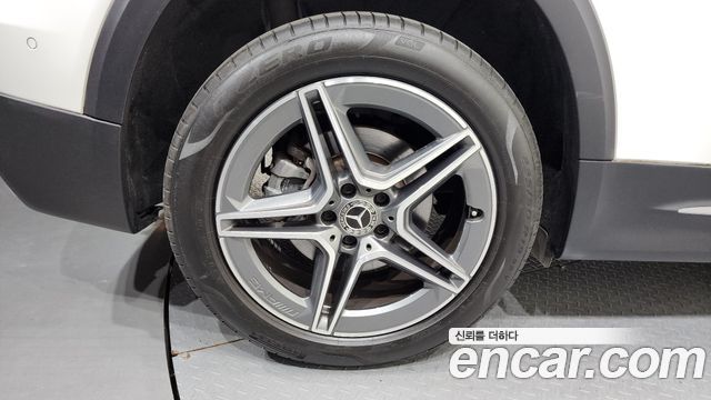 Mercedes-Benz GLB-Class GLB250 4MATIC