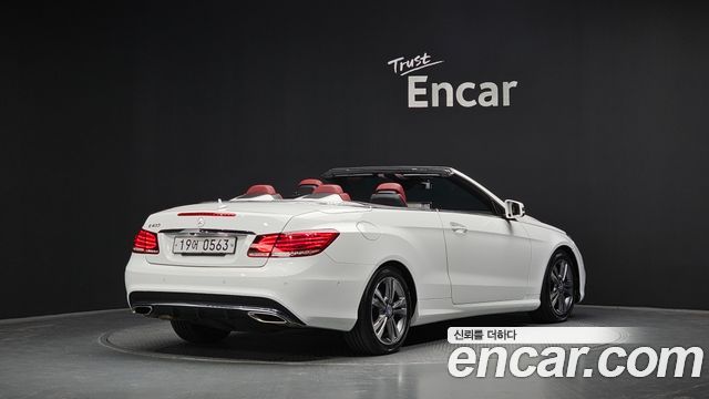 Mercedes-Benz E-Class E200 Cabriolet