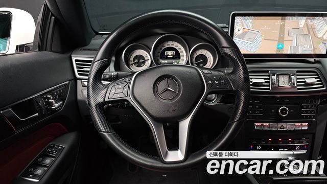 Mercedes-Benz E-Class E200 Cabriolet