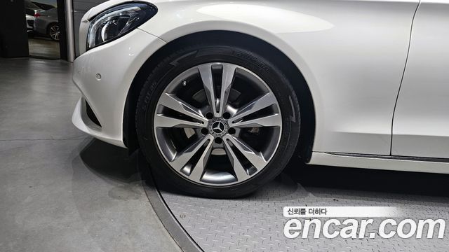 Mercedes-Benz C-Class C220 d Avantgarde