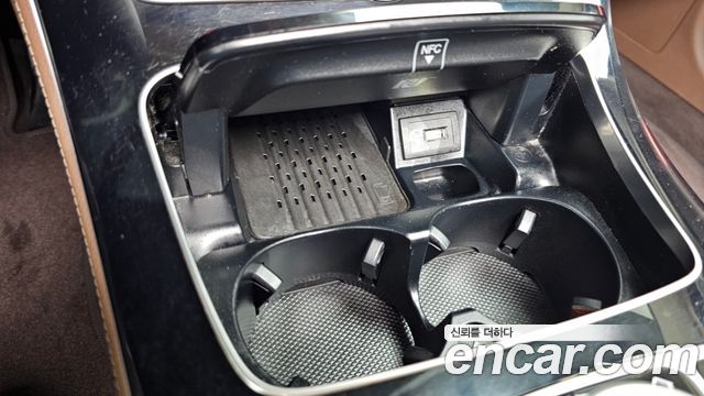 Mercedes-Benz E-Class E300 4MATIC Exclusive