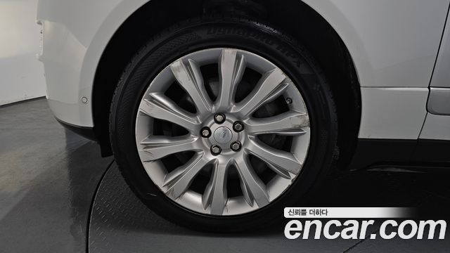 Land Rover Range Rover 4.4 SDV8 Vogue SE DIESEL