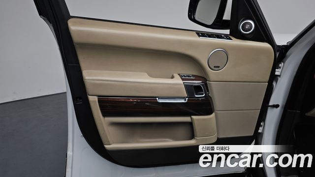 Land Rover Range Rover 4.4 SDV8 Vogue SE DIESEL